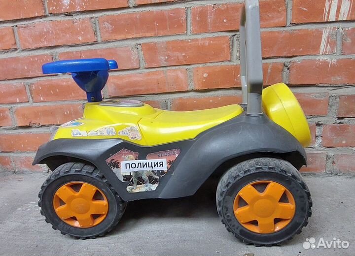 Машинка каталка толокар