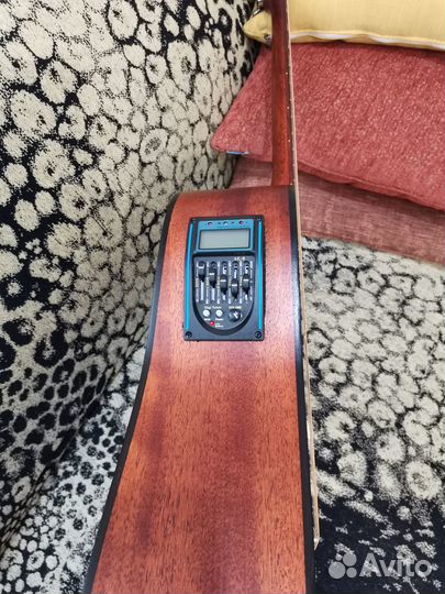 Электроакустическая гитара Cort AD 810 OP