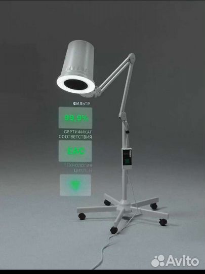 Маникюрная вытяжка