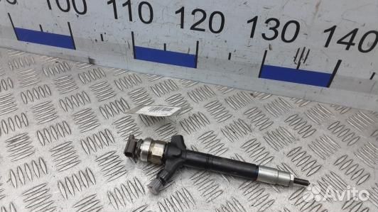 Форсунка дизельная toyota RAV 4 ZSA3 (DOL04AL01)