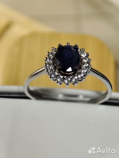 Кольцо серебр. с 1 Сапфир U 5/6 0,940, 18 фианит