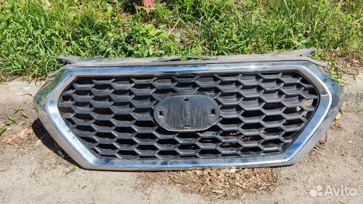 Решетка радиатора Datsun mi-Do