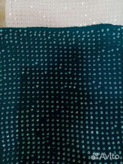 Шарф с пайетками