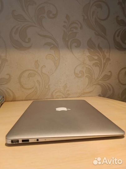 Apple MacBook Air 13 2011