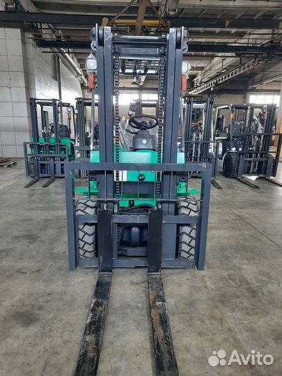 Вилочный погрузчик Dalian CPCD30DB, 2023