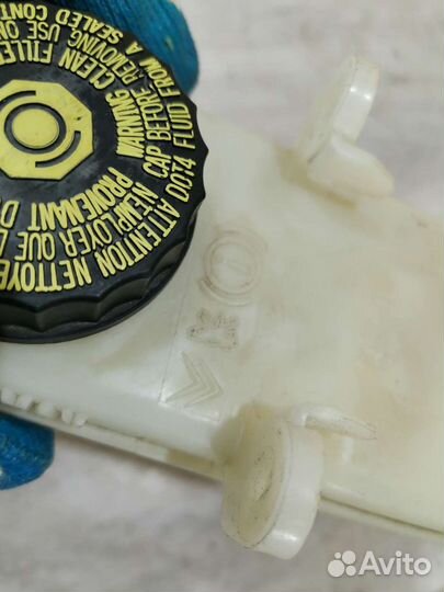 Бачок тормозной жидкости Peugeot 308 2007-2015