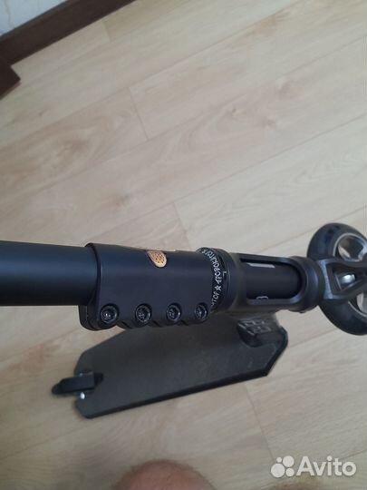 Трюковой самокат tech team provokator