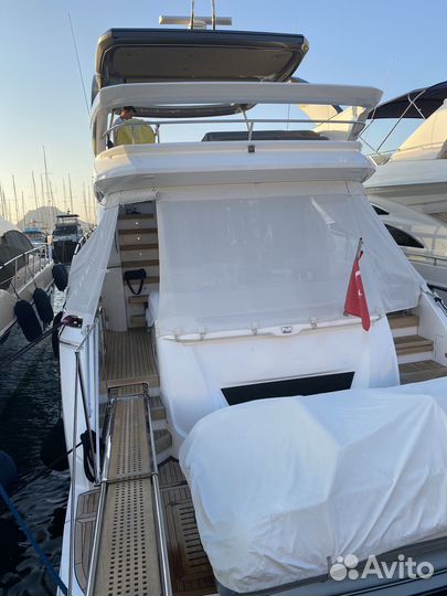 Моторная яхта Princess F62 2018