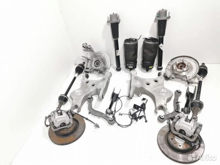 Кулак задний правый Land Rover Range Rover Sport