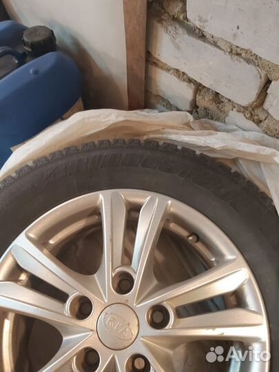 Bridgestone Ice Cruiser 7000 195/65 R15