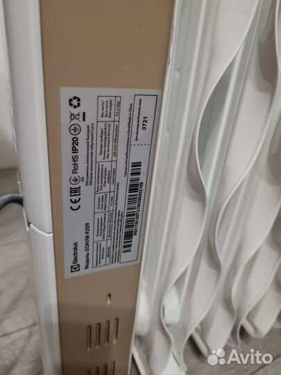 Масляный обогреватель Electrolux Wave EOH/M-920 бу