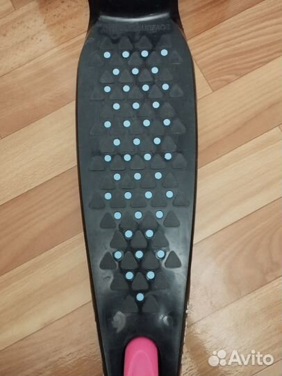 Детский 3-колесный самокат Razor T3