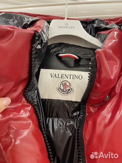 Пуховик коллаборация moncler &Valentino