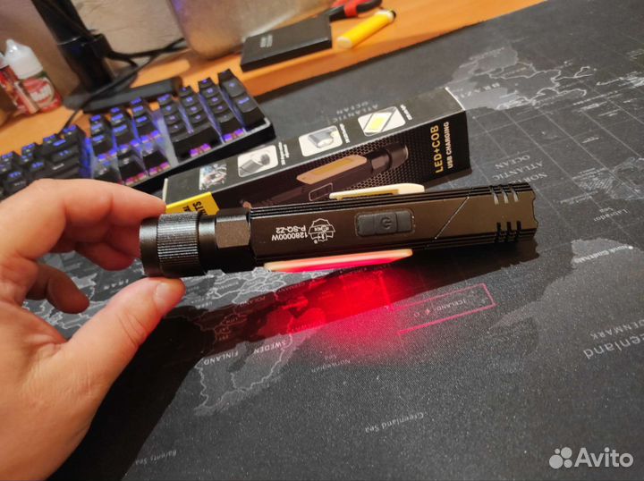 Светодиодный многофункциональный фонарь