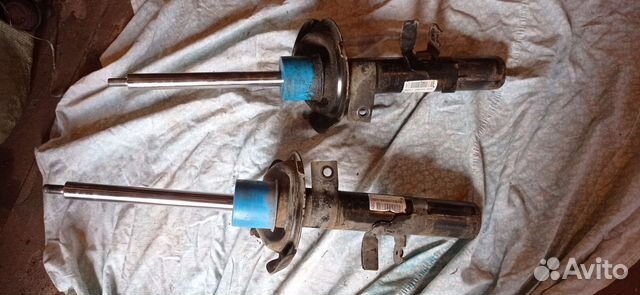 Амортизаторы передние Ford Focus III Fomoco