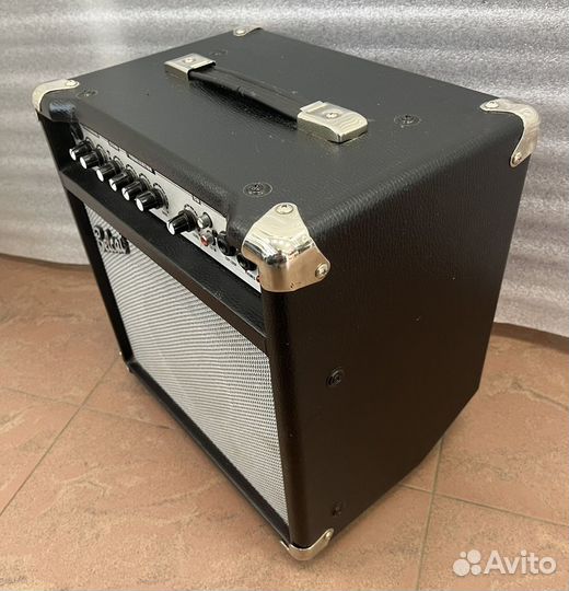 Комбоусилитель Belcat Pop 15G