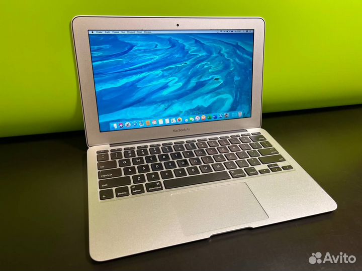 Macbook air 11 i7 256SSD 196 циклов