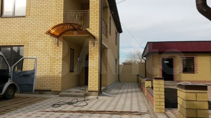 Дом 170 м² на участке 6 сот.