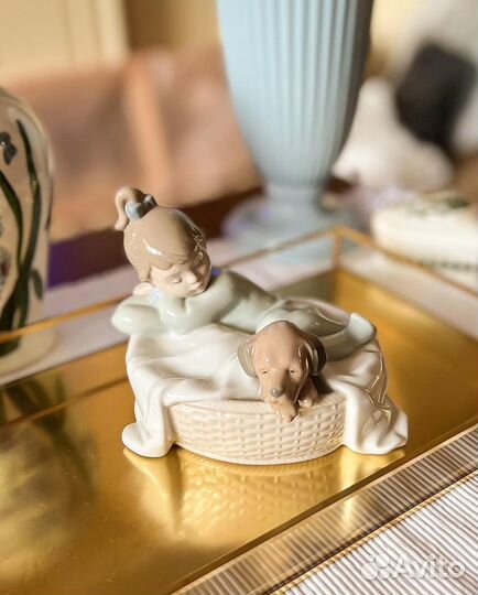 Nao by lladro статуэтка девочка с щенком, Испания