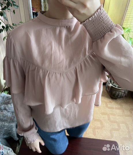 Кофта с рюшечками (bershka)