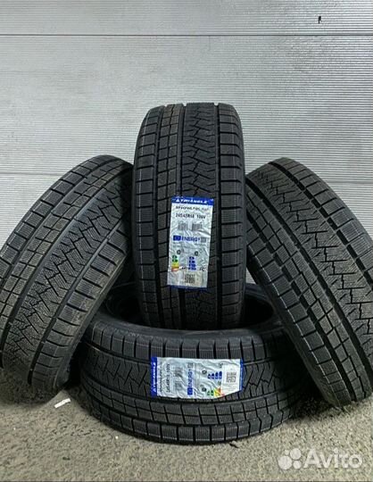 Triangle PL02 275/40 R21 107