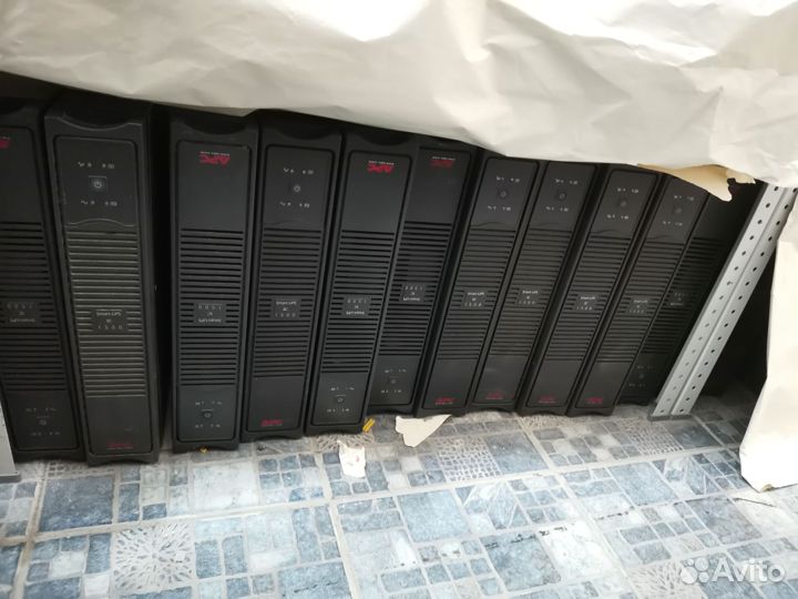 Продаю ибп APC Smart-UPS SC1500