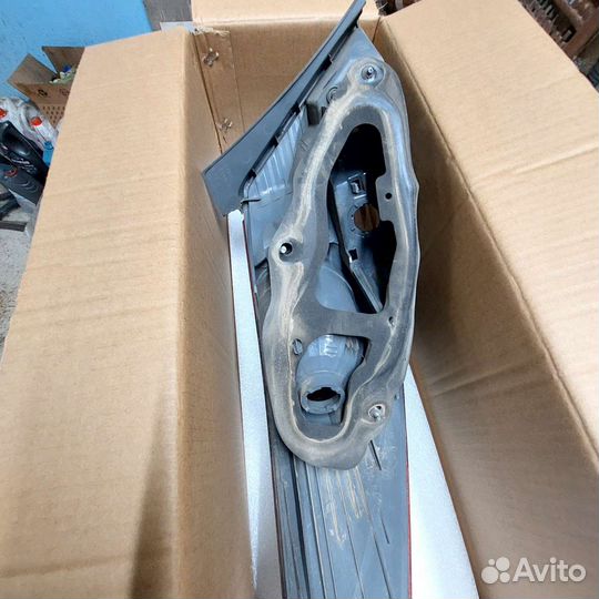 Задний правый фонарь hyundai