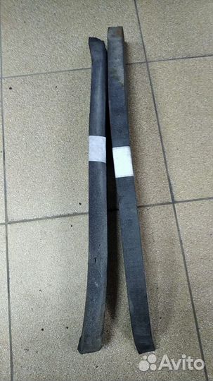 Изолятор крыла (пена) Volvo S 40 I поколения