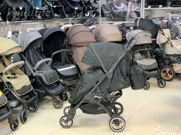 Детская коляска прогулка