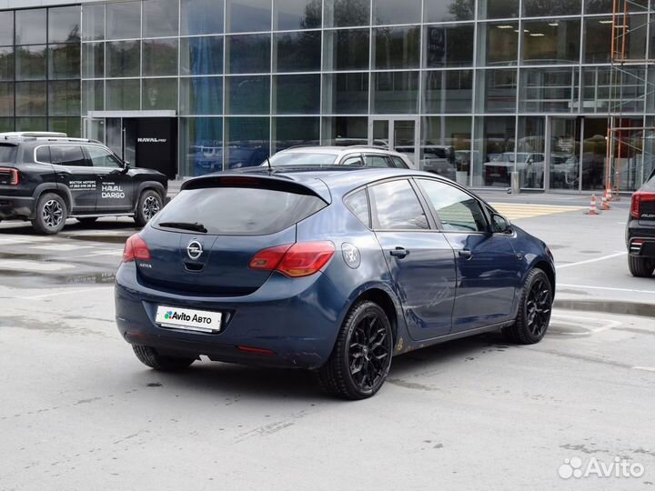 Opel Astra 1.6 AT, 2010, 217 000 км