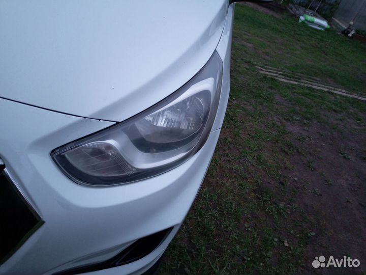 Продам оригинальные фары хендай Солярис 2010-2014г