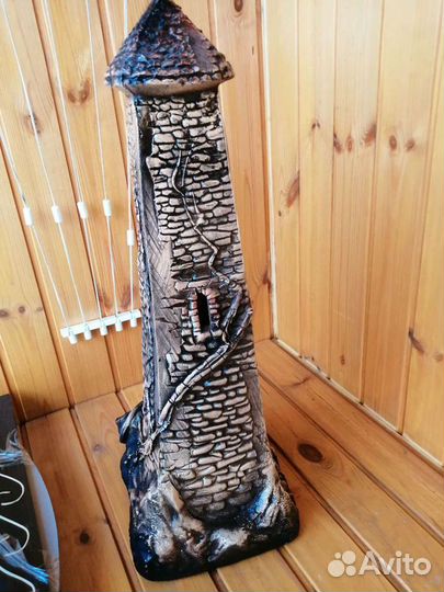 Родовая башня. Высота 60 см