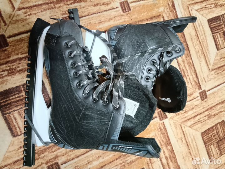 Коньки хоккейные 45 размер