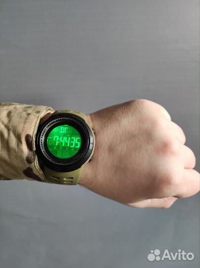 Часы тактические армейские