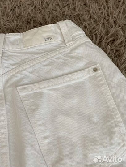 Джинсы Zara