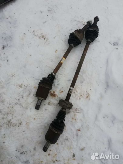 Привод передний Лада Ларгус Кросс