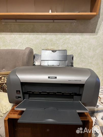 Принтер Epson Stylus Photo R220