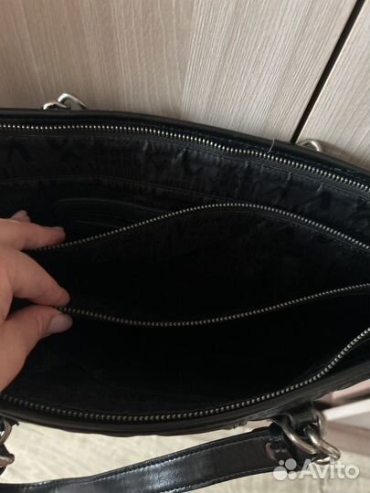 Эффектная вместительная сумка