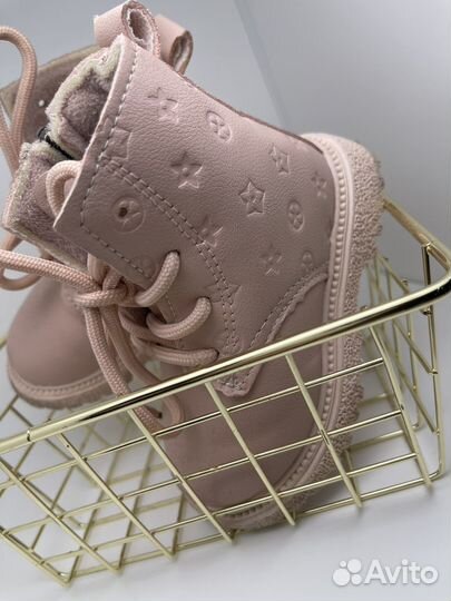 Ботинки для девочки