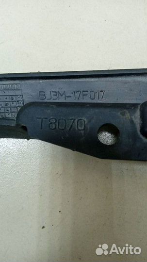 Накладка бампера передняя правая