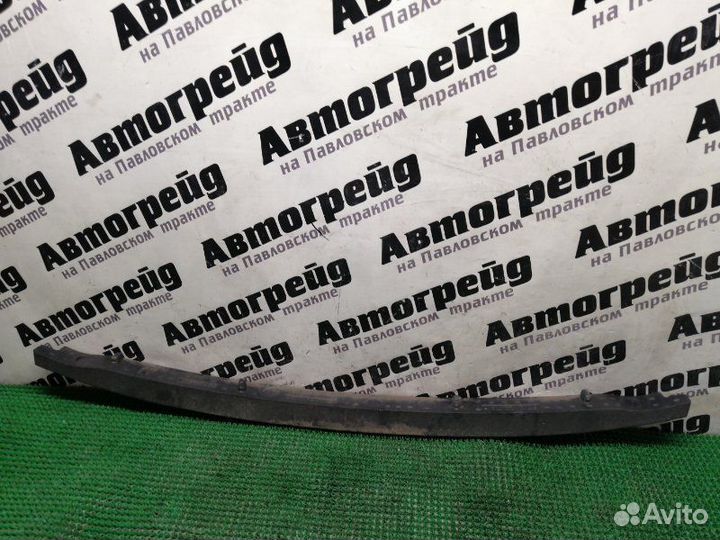 Пенопласт в бампер передний Toyota Voxy ZRR70