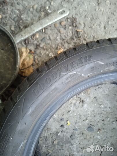 Goodyear Aquatred 3 19.5/50 R15