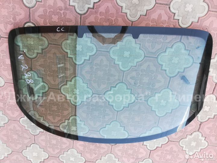 Стекло заднее Passat CC пассат цц седан