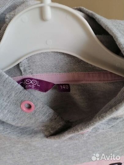 Спортивный костюм на девочку 140