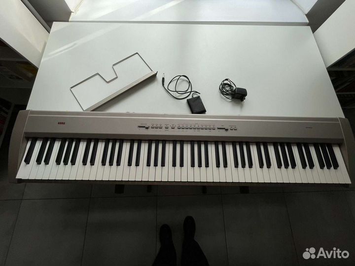 Цифровое пианино Korg Sp-200