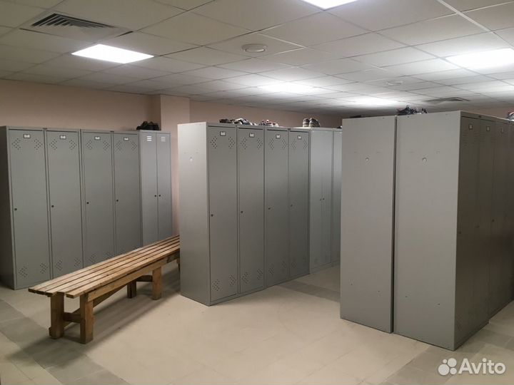 Металлически шкафы для одежды