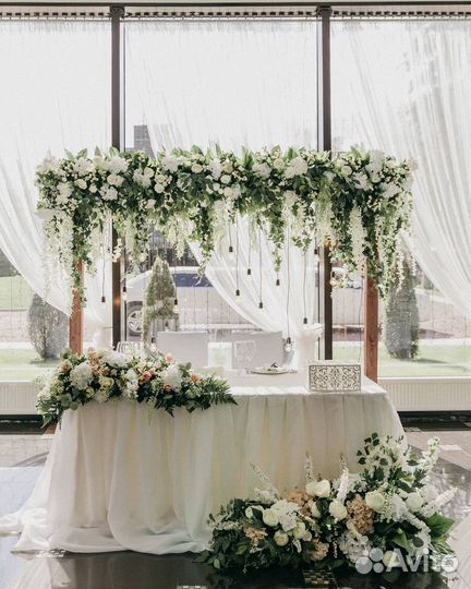 Декоратор, оформитель свадеб, фотостудий