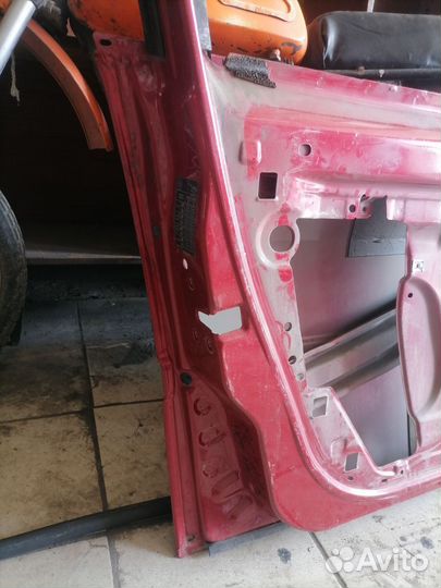 Дверь передняя левая Renault megane 2