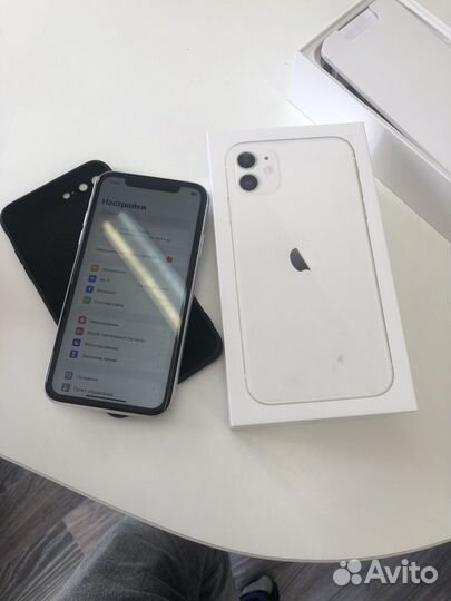 Телефон iPhone 11, 256Gb