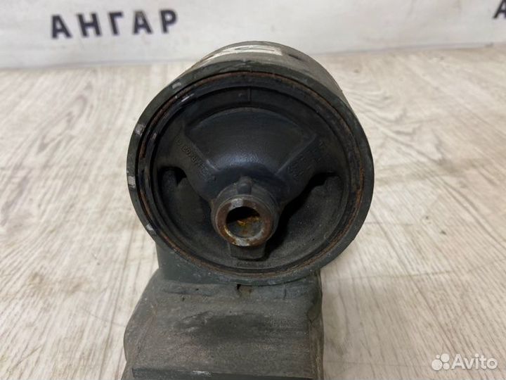 Опора (подушка) левая Mitsubishi Lancer 9 CS5W